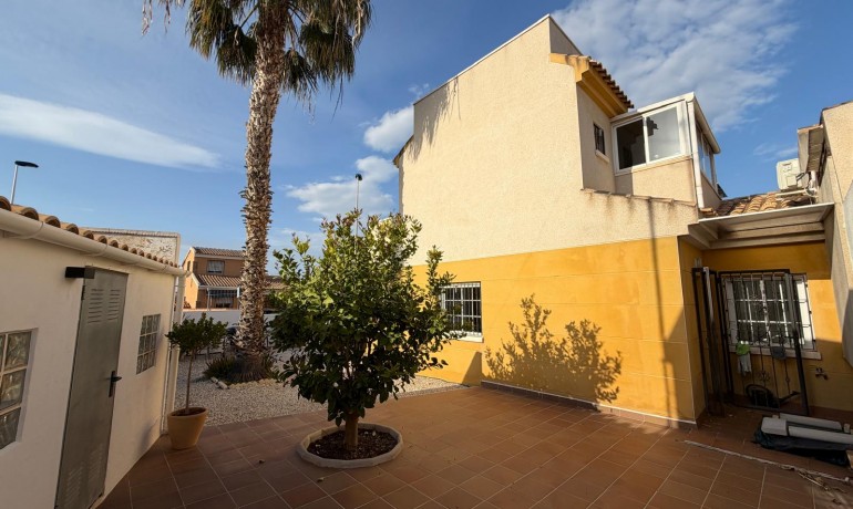 Sale - House -
Torrevieja* - Los Balcones