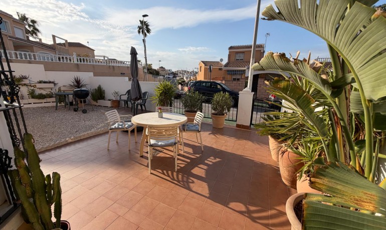 Sale - House -
Torrevieja* - Los Balcones