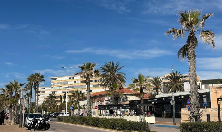Sale - Apartment / Flat -
Torrevieja* - La Mata