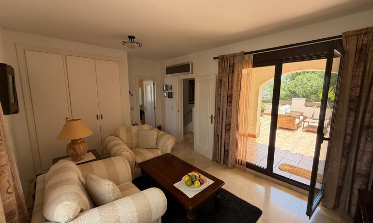 Sale - Apartment / Flat -
Las Ramblas Golf - Orihuela Costa