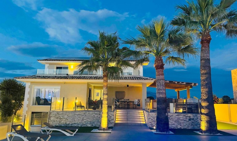 Sale - Villa -
Alfaz del Pi - Alfaz del Pi - Town