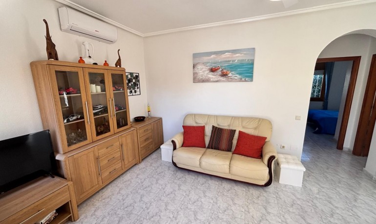 Sale - Villa -
Ciudad Quesada - La Fiesta