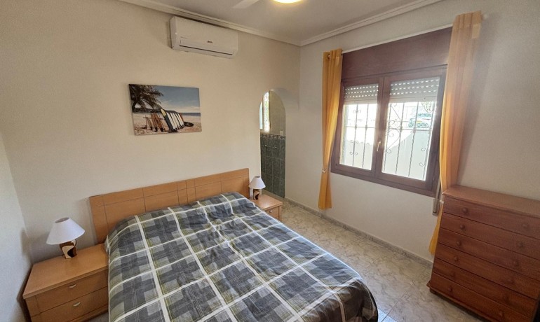 Sale - Villa -
Ciudad Quesada - La Fiesta