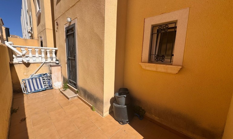 Sale - House -
Orihuela Costa - Lomas de Don Juan