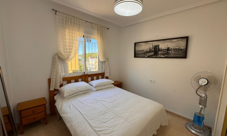 Sale - House -
Orihuela Costa - Lomas de Don Juan