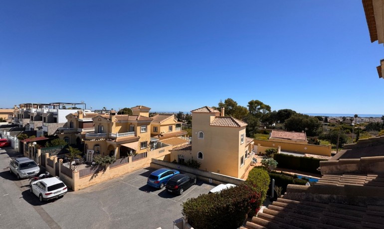 Sale - House -
Orihuela Costa - Lomas de Don Juan