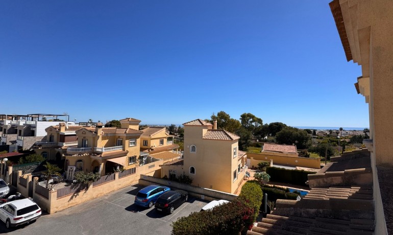 Sale - House -
Orihuela Costa - Lomas de Don Juan