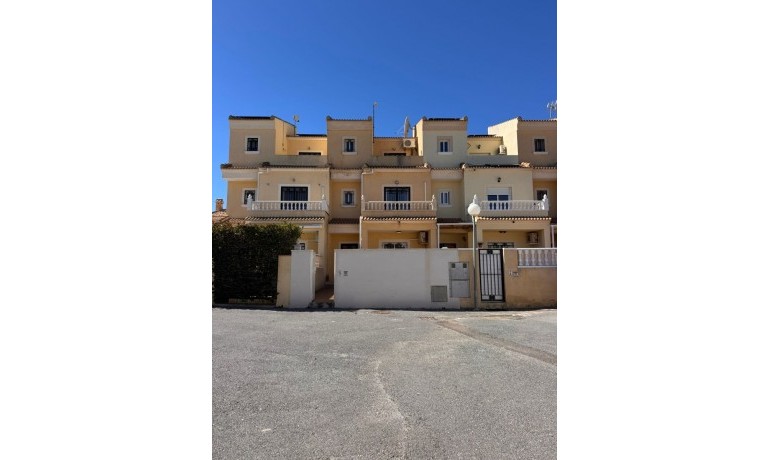 Sale - House -
Orihuela Costa - Lomas de Don Juan