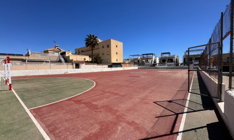 Sale - House -
Orihuela Costa - Lomas de Don Juan