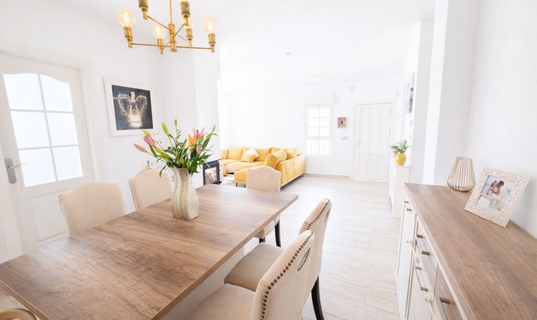 Sale - Villa -
Orihuela Costa - Los Dolses