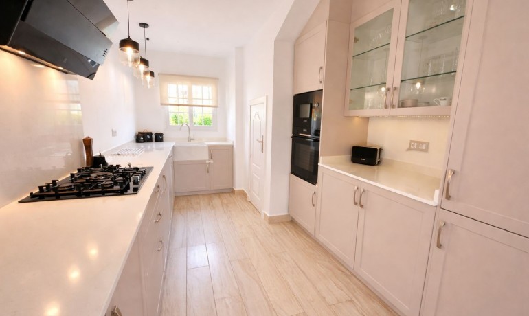 Sale - Villa -
Orihuela Costa - Los Dolses