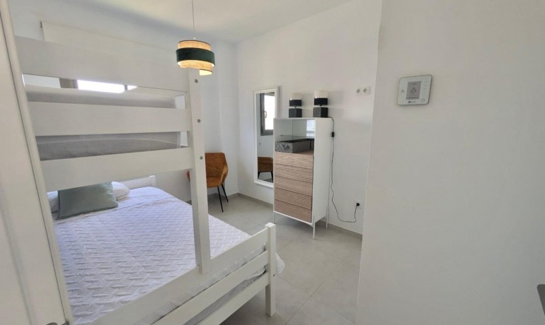Sale - Apartment / Flat -
Orihuela Costa - Villamartin