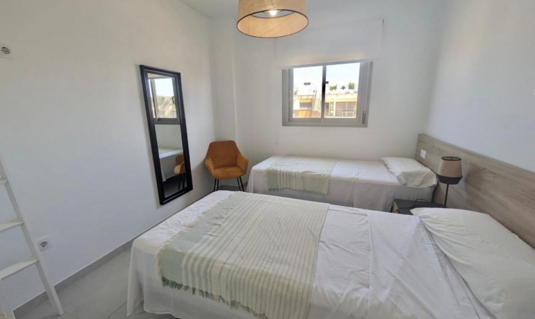 Sale - Apartment / Flat -
Orihuela Costa - Villamartin