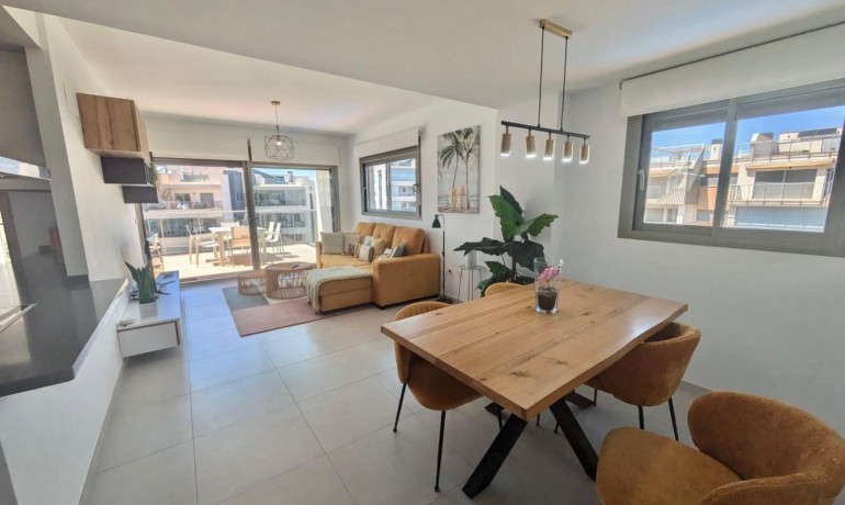 Sale - Apartment / Flat -
Orihuela Costa - Villamartin