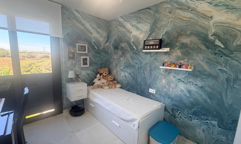 Sale - Apartment - Top Floor -
Torrevieja* - Los Altos