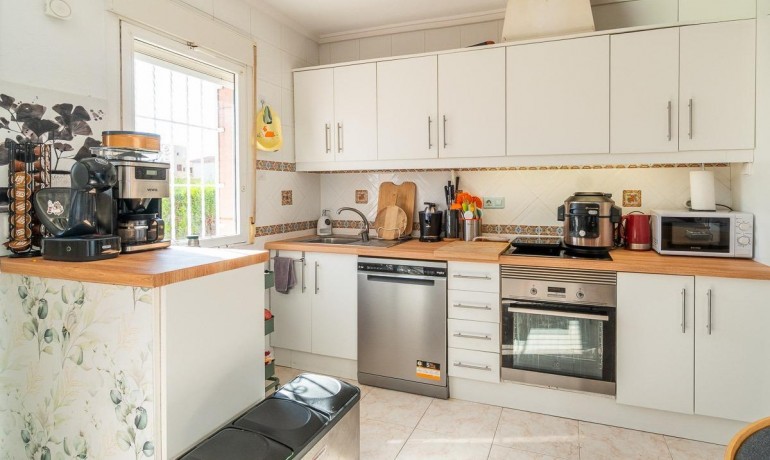 Sale - Villa -
Orihuela Costa* - Punta Prima