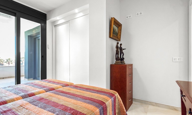 Sale - Apartment / Flat -
Orihuela Costa* - Los Altos*