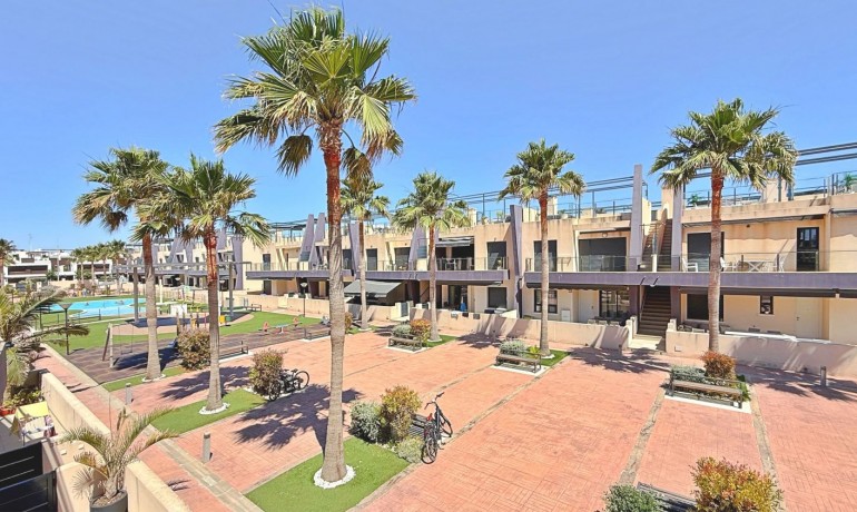Sale - Apartment / Flat -
Pilar de La Horadada - Torre de La Horadada - Town