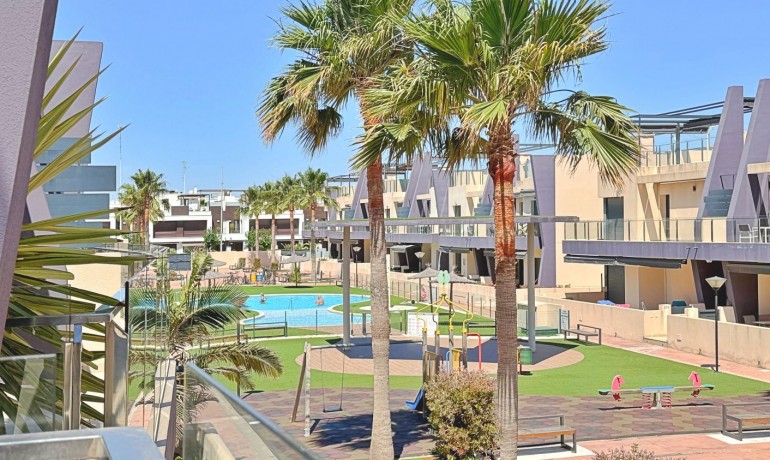 Sale - Apartment / Flat -
Pilar de La Horadada - Torre de La Horadada - Town