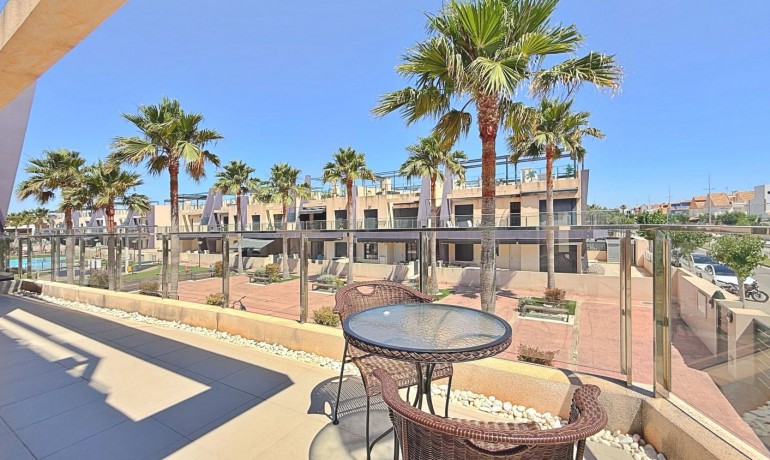 Sale - Apartment / Flat -
Pilar de La Horadada - Torre de La Horadada - Town