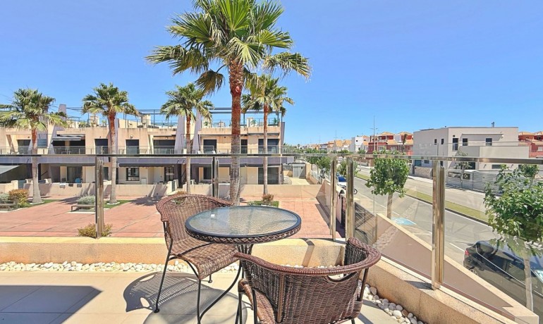Sale - Apartment / Flat -
Pilar de La Horadada - Torre de La Horadada - Town