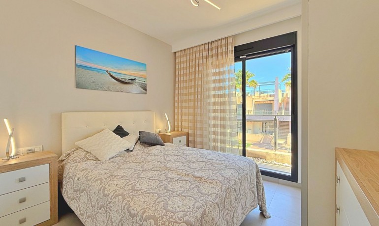 Sale - Apartment / Flat -
Pilar de La Horadada - Torre de La Horadada - Town