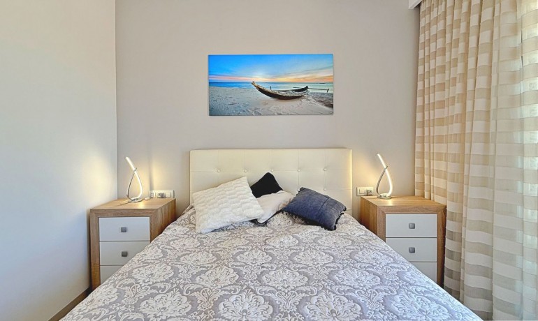 Sale - Apartment / Flat -
Pilar de La Horadada - Torre de La Horadada - Town