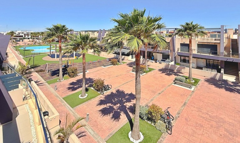 Sale - Apartment / Flat -
Pilar de La Horadada - Torre de La Horadada - Town