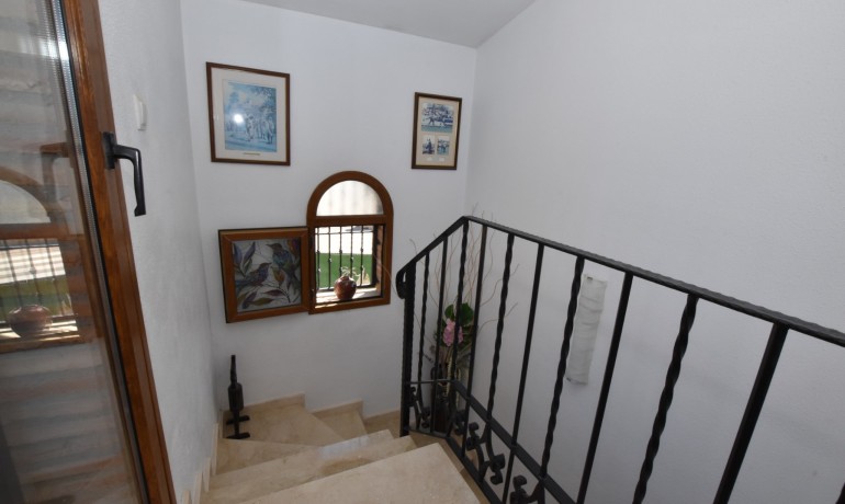 Sale - Villa -
Algorfa - La Finca Golf Resort