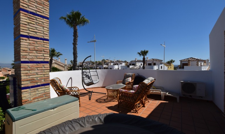 Sale - Villa -
Algorfa - La Finca Golf Resort