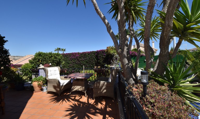 Sale - Villa -
Algorfa - La Finca Golf Resort