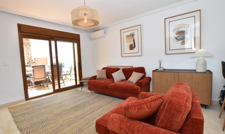 Sale - House -
Algorfa - La Finca Golf Resort
