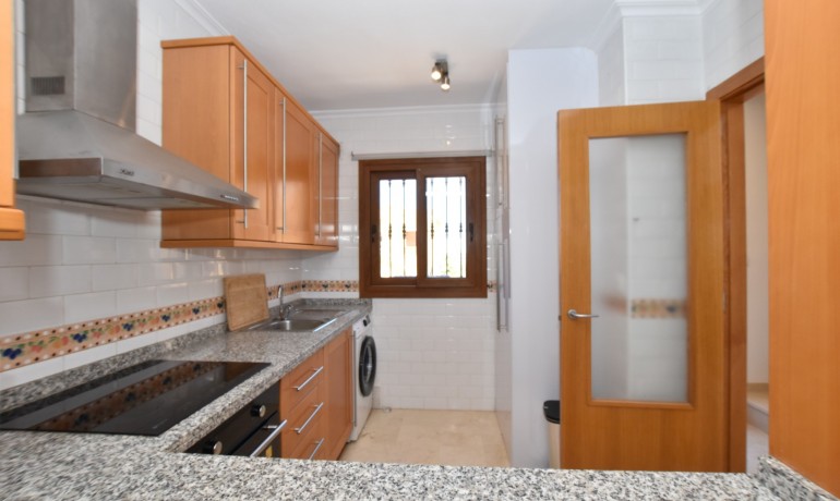 Sale - House -
Algorfa - La Finca Golf Resort