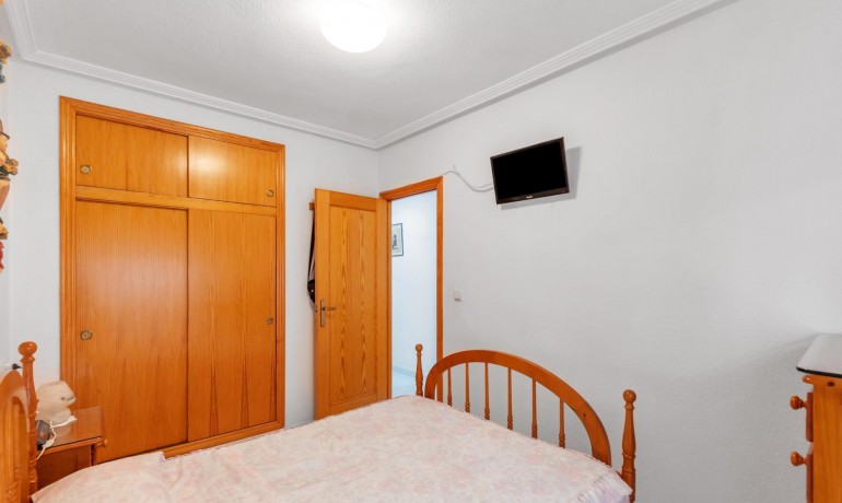 Sale - Apartment / Flat -
Torrevieja* - Playa del cura