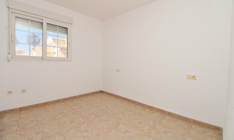 Venta - Casa -
Playa Flamenca