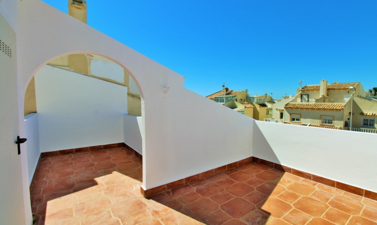 Venta - Casa -
Playa Flamenca