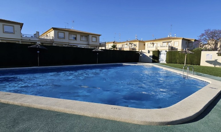Sale - Apartment / Flat -
Orihuela Costa - Playa Flamenca
