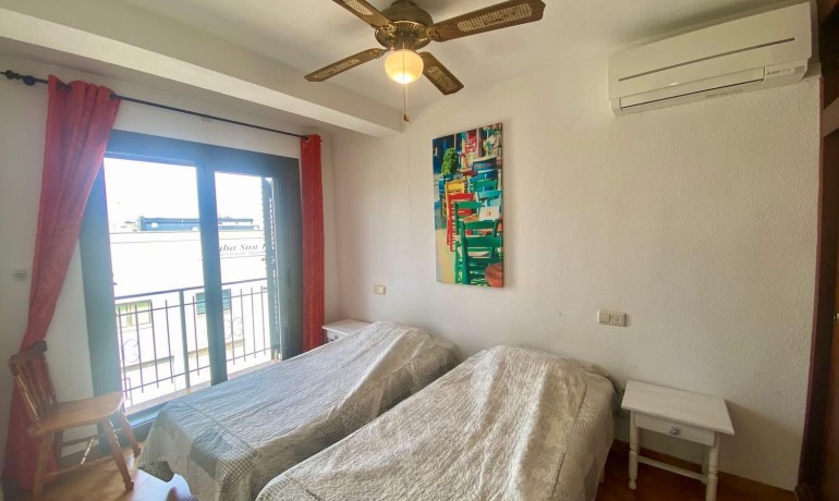 Sale - Apartment / Flat -
Orihuela Costa* - Cabo Roig