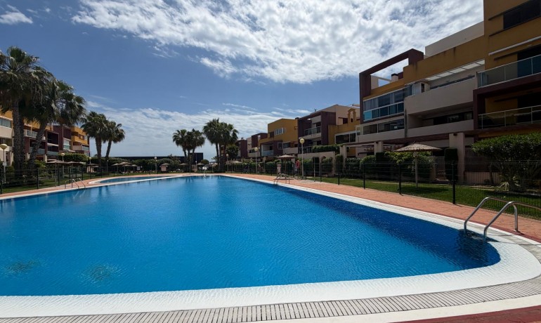Sale - Apartment / Flat -
Orihuela* - Punta Prima