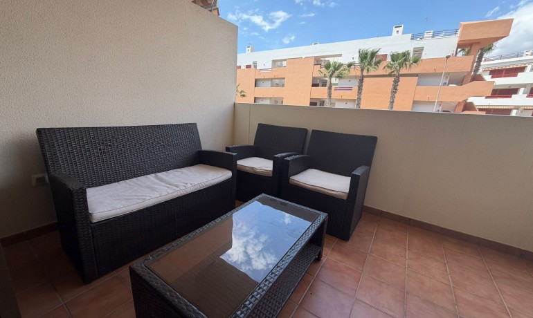 Sale - Apartment / Flat -
Orihuela* - Punta Prima