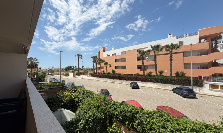 Sale - Apartment / Flat -
Orihuela* - Punta Prima