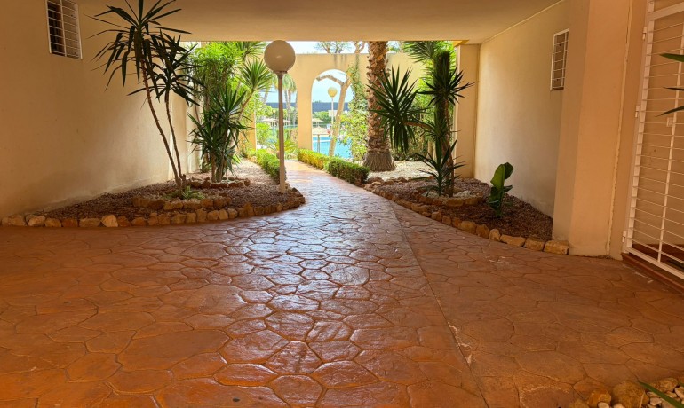 Sale - Apartment / Flat -
Orihuela* - Punta Prima