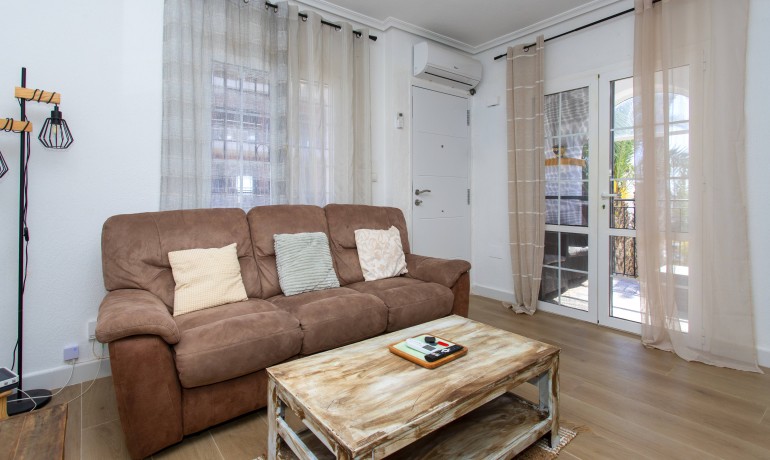 Sale - Apartment / Flat -
Orihuela Costa - Playa Flamenca