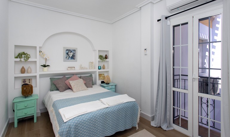 Sale - Apartment / Flat -
Orihuela Costa - Playa Flamenca