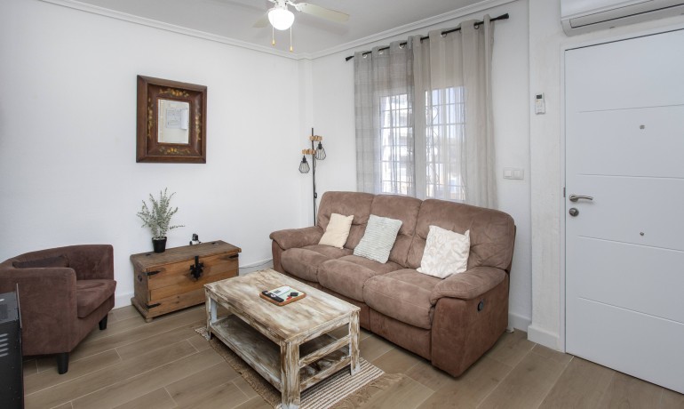 Sale - Apartment / Flat -
Orihuela Costa - Playa Flamenca