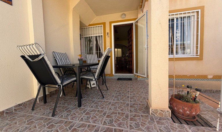 Sale - Apartment / Flat -
Orihuela Costa - Playa Flamenca