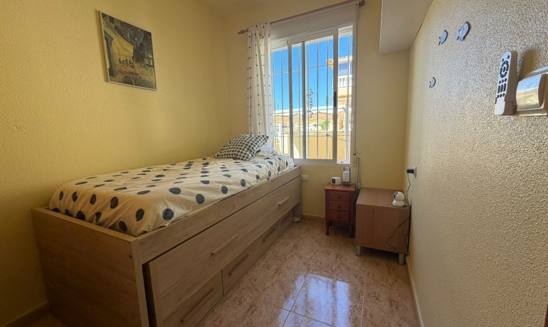 Sale - Apartment / Flat -
Orihuela Costa - Playa Flamenca