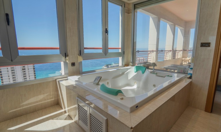 Sale - Apartment / Flat -
Benidorm - Benidorm - City