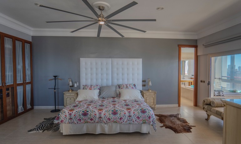 Sale - Apartment / Flat -
Benidorm - Benidorm - City