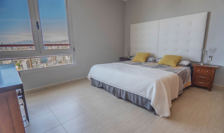 Sale - Apartment / Flat -
Benidorm - Benidorm - City